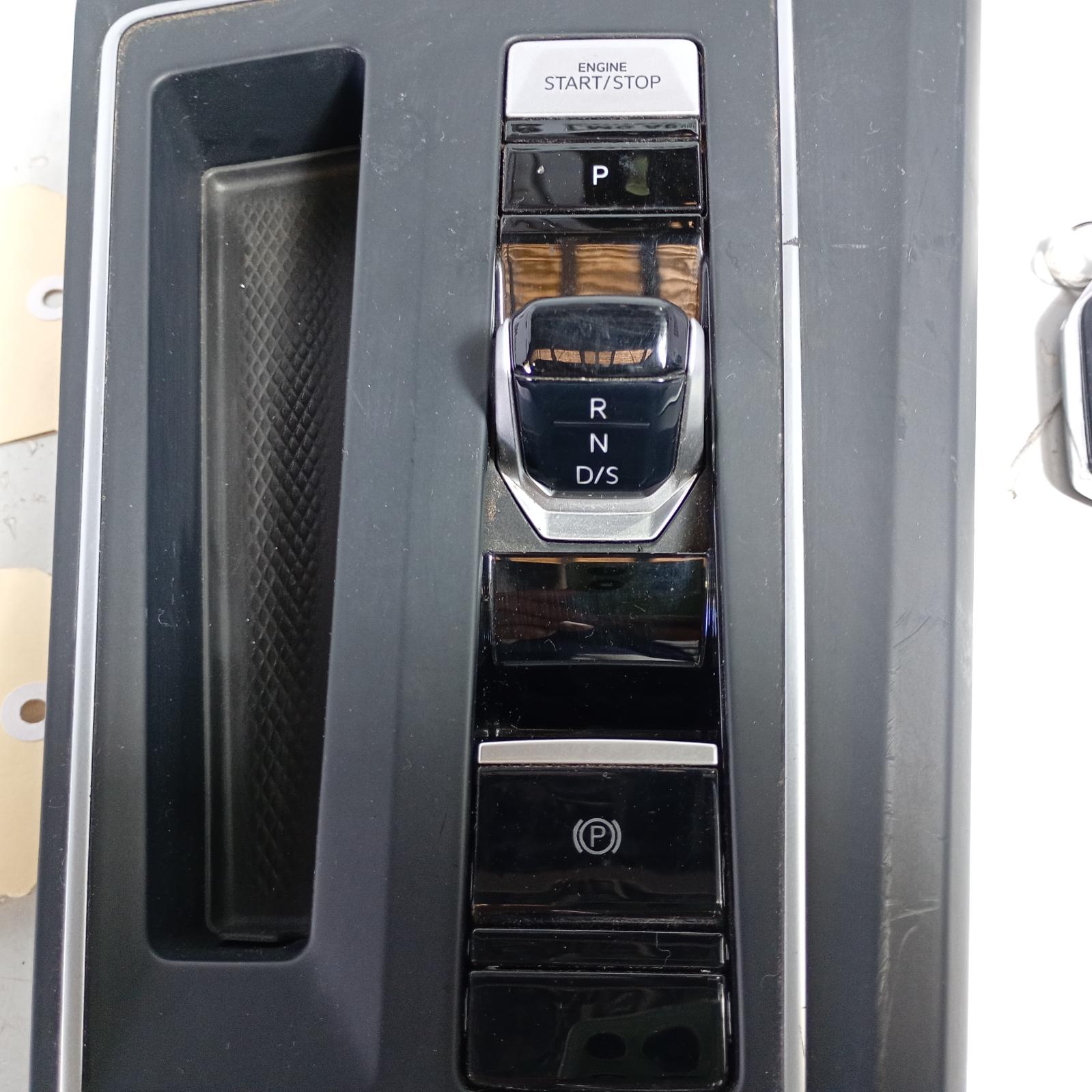 View Auto part Combination Switch Volkswagen Golf 2022