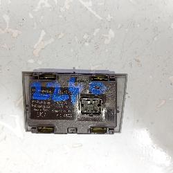 View Auto part Flasher/Hazard Relay Volkswagen Golf 2022