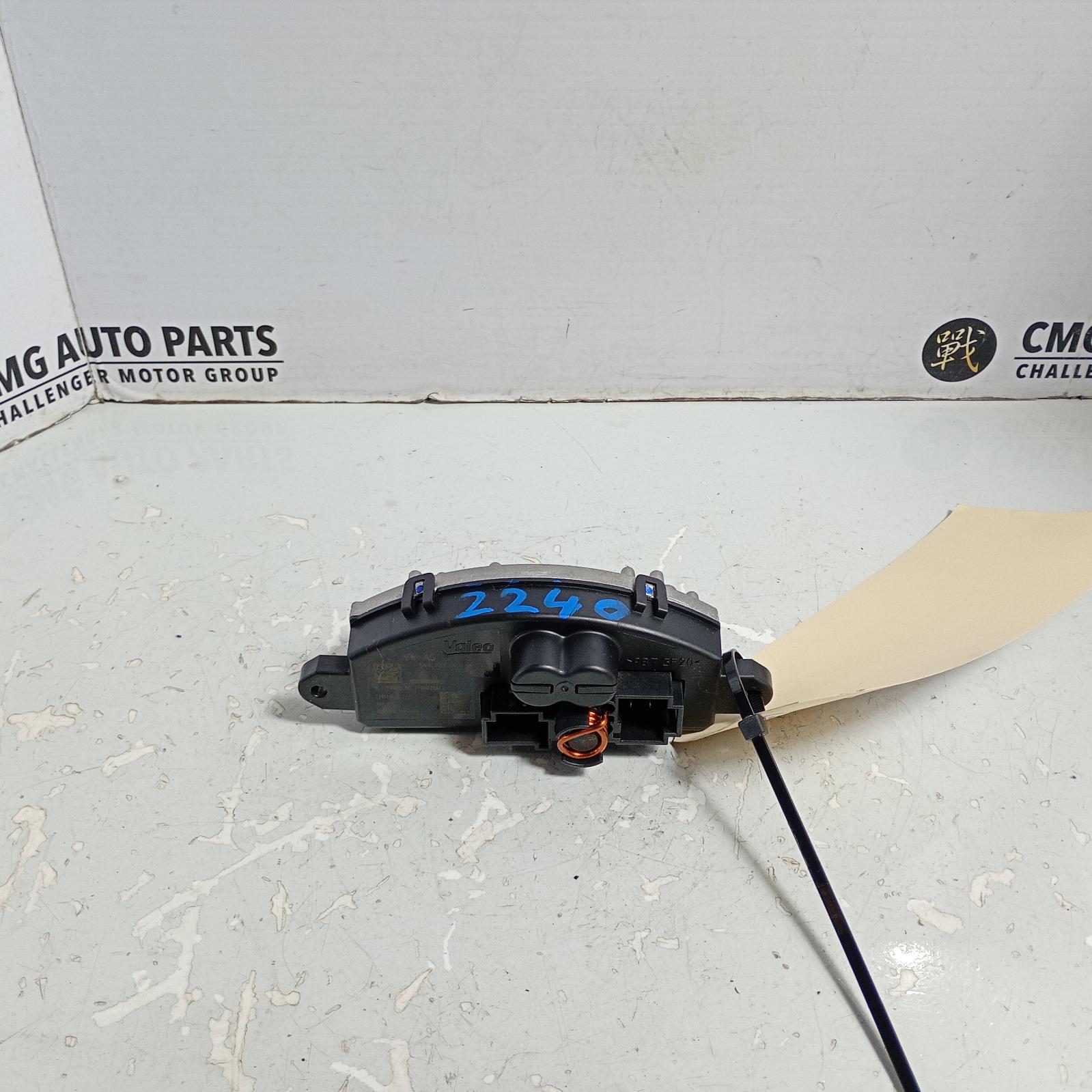 2022 Volkswagen Golf Fan Speed Resistor View Auto part Fan Speed Resistor Volkswagen Golf 2022