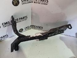 View Auto part Misc Bracket Mazda 3 2020