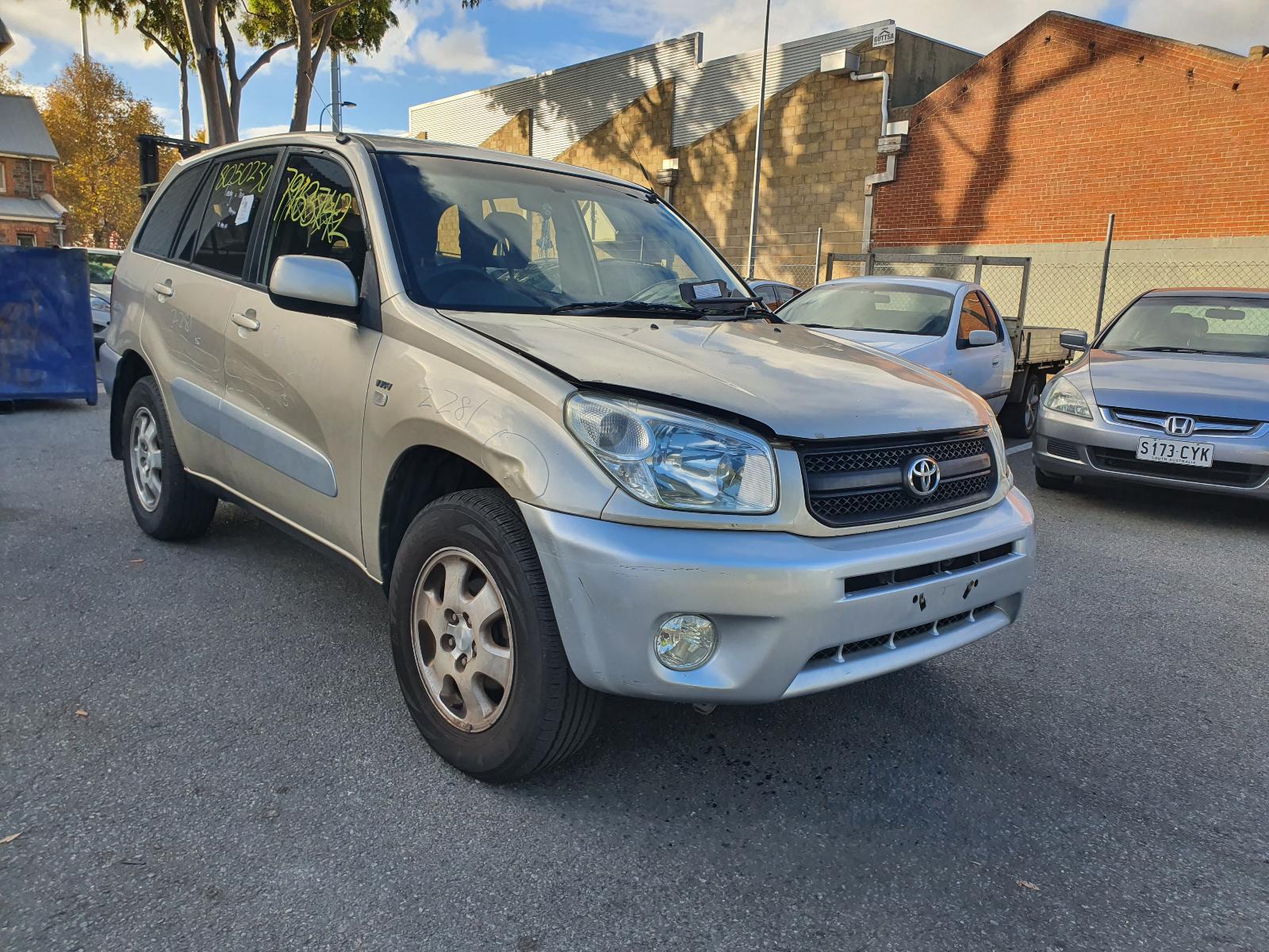 Rear Bumper Rav4 Toyota 2005