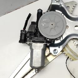 View Auto part Right Rear Wnd Reg/Motor Suzuki Swift 2012