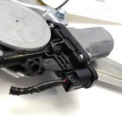View Auto part Right Rear Wnd Reg/Motor Suzuki Swift 2012