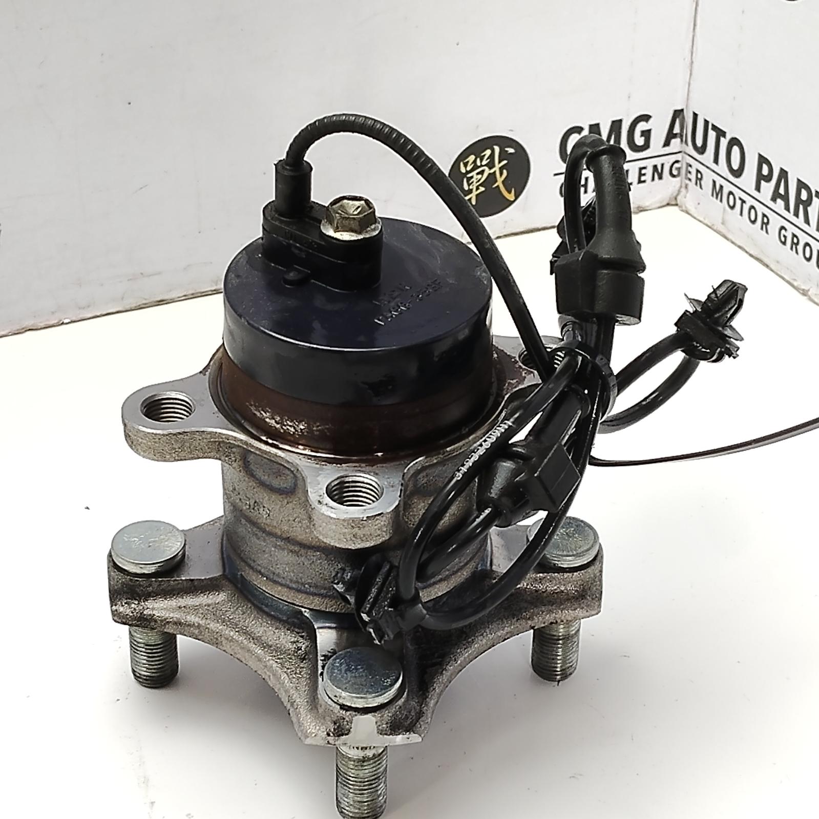 View Auto part Left Rear Hub Assembly Suzuki Swift 2012