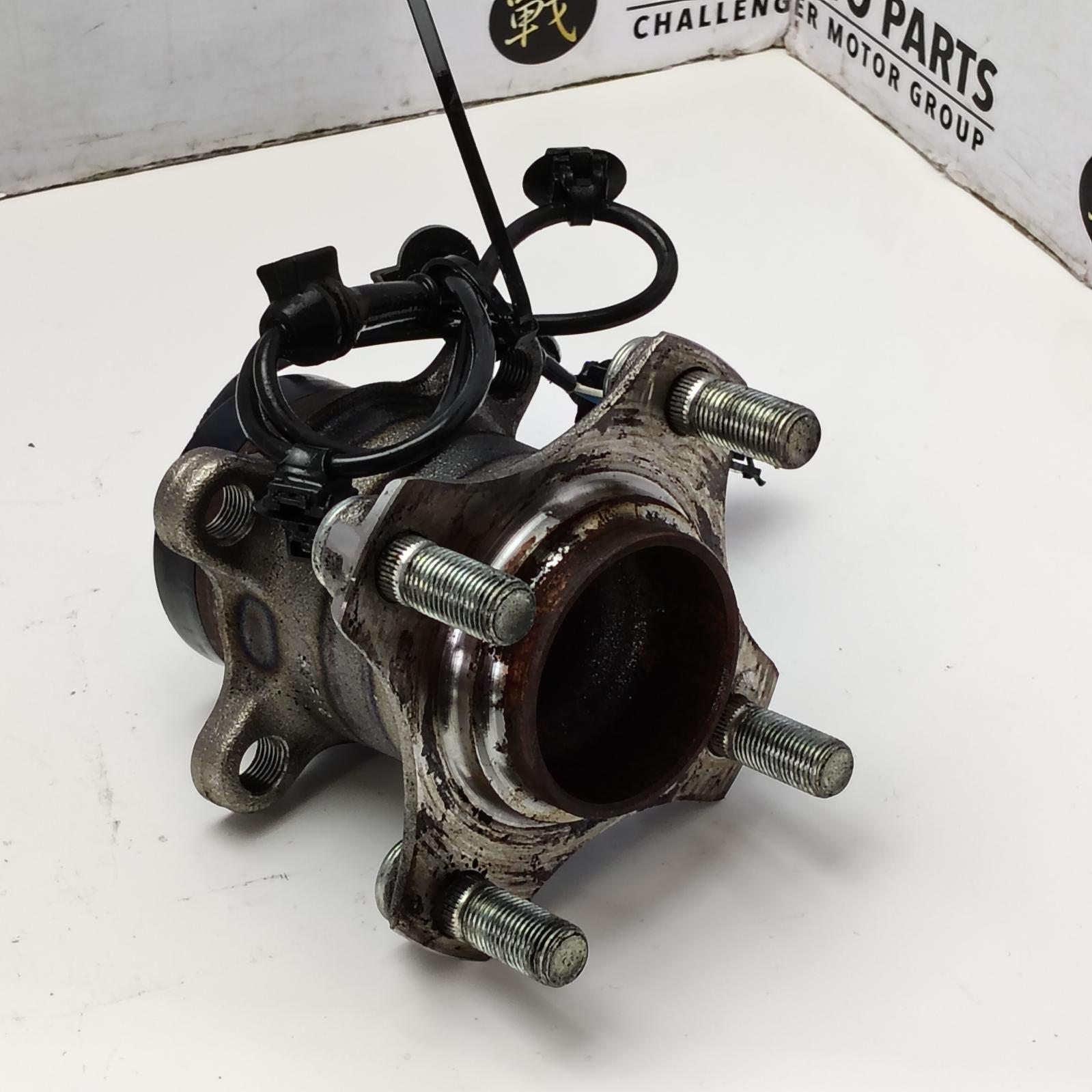 View Auto part Left Rear Hub Assembly Suzuki Swift 2012