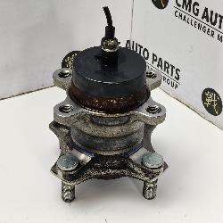 View Auto part Right Rear Hub Assembly Suzuki Swift 2012