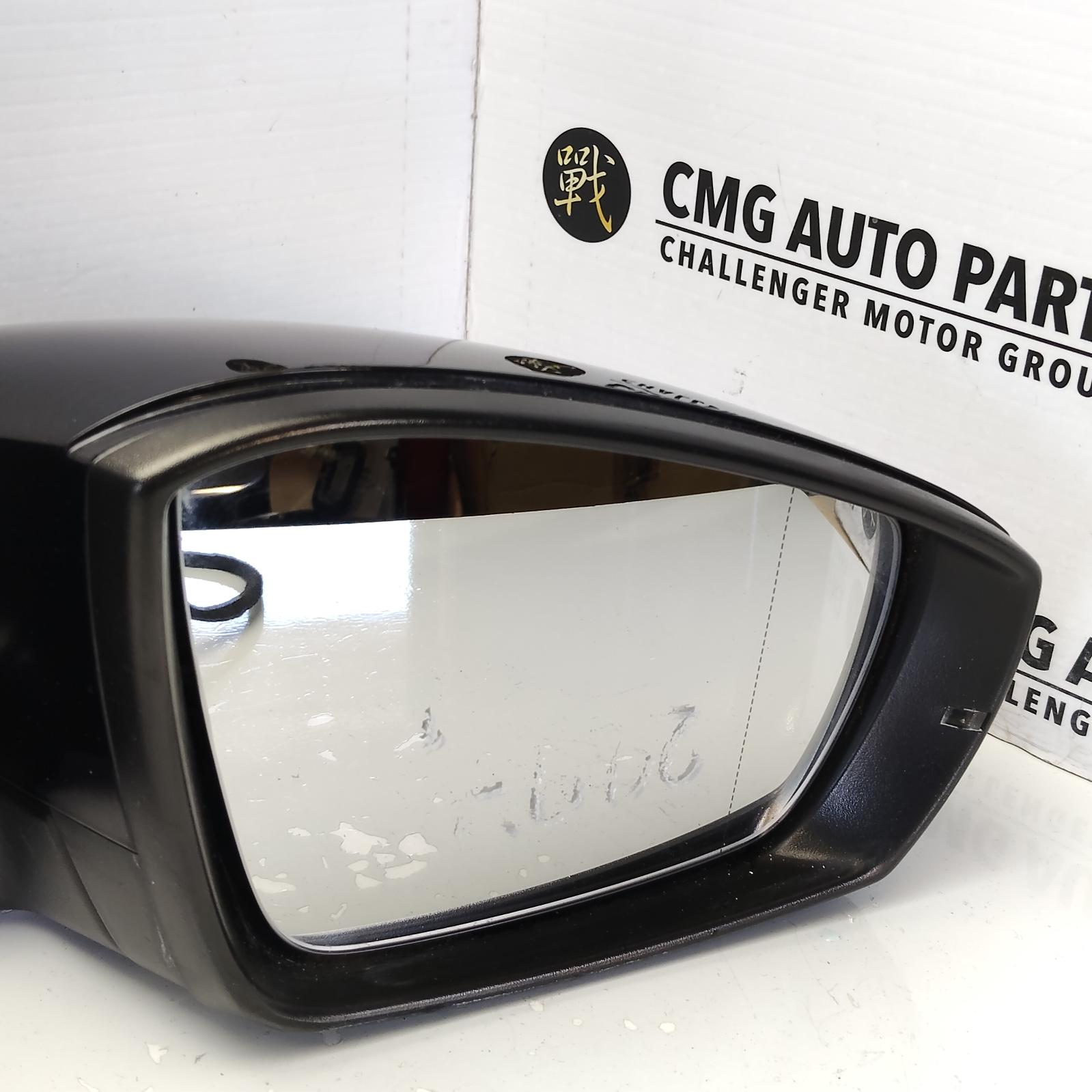 2012 Volkswagen Polo Right Door Mirror View Auto part Right Door Mirror Volkswagen Polo 2012