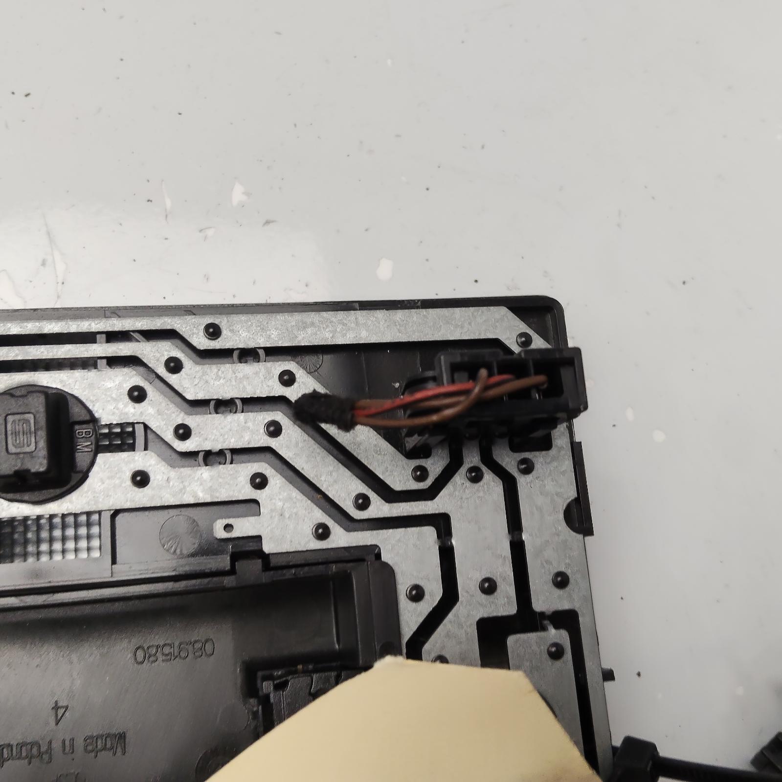 View Auto part Courtesy Light Volkswagen Polo 2012