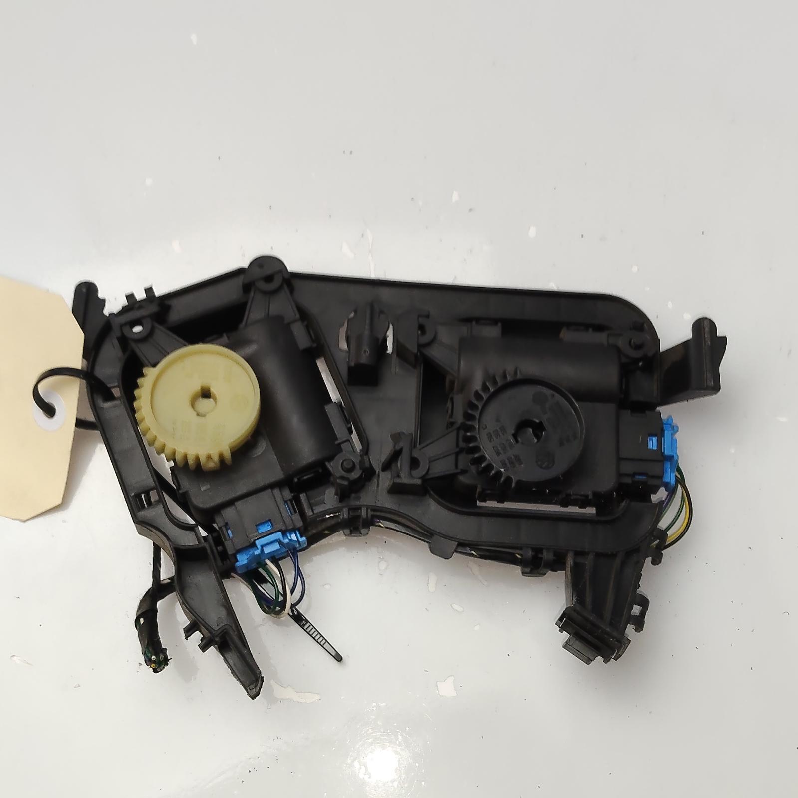 2012 Volkswagen Polo Fan Speed Resistor View Auto part Fan Speed Resistor Volkswagen Polo 2012