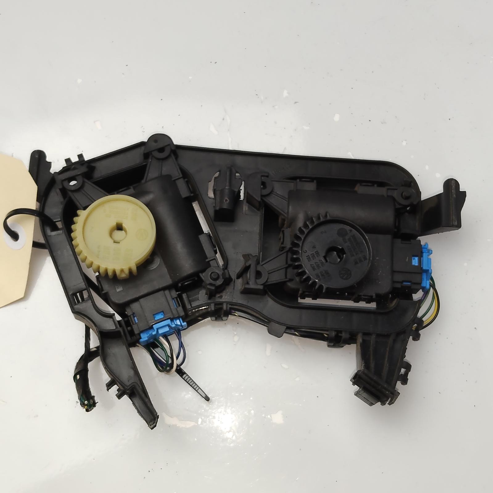 2012 Volkswagen Polo Fan Speed Resistor View Auto part Fan Speed Resistor Volkswagen Polo 2012