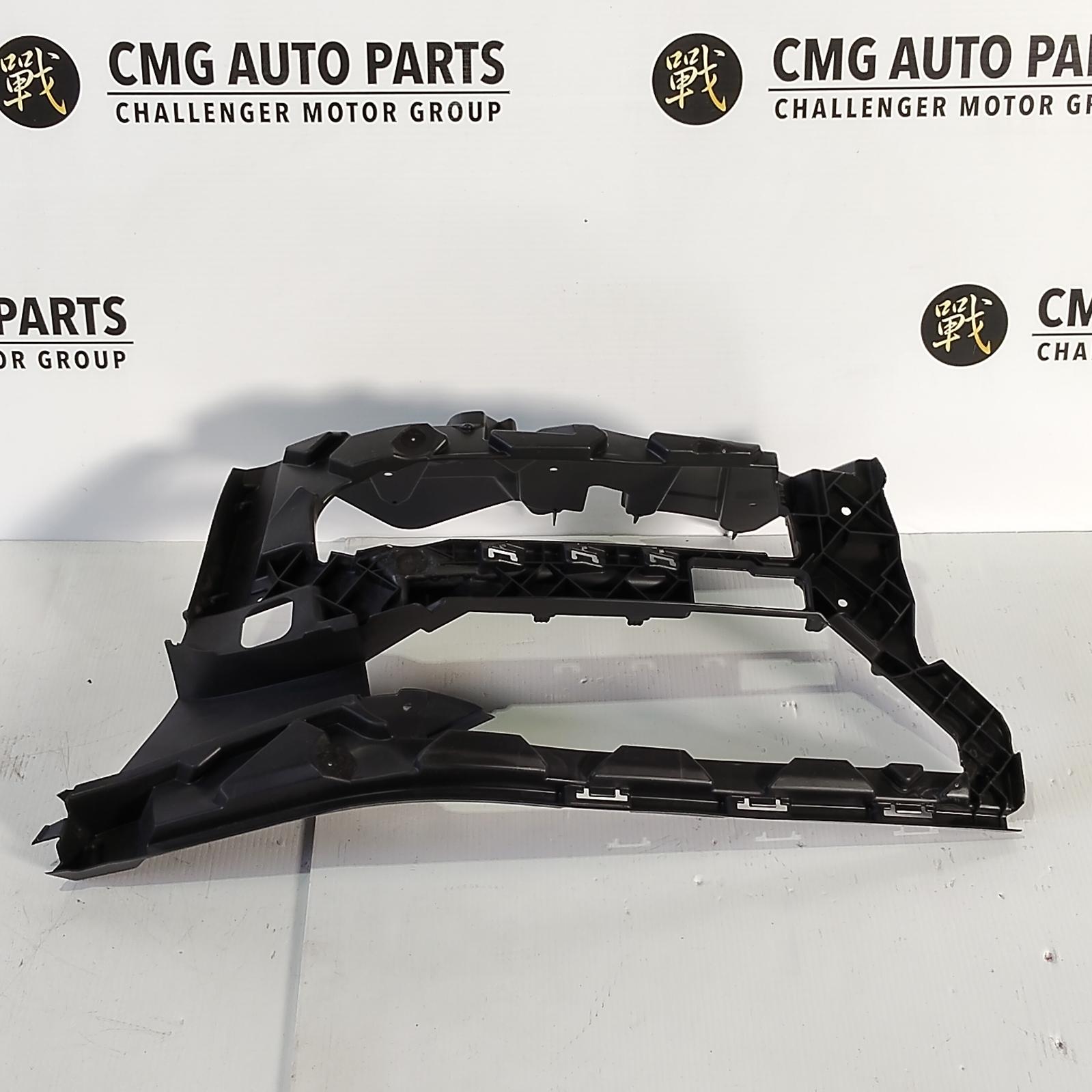 View Auto part Misc Bracket Volkswagen Crafter 2017