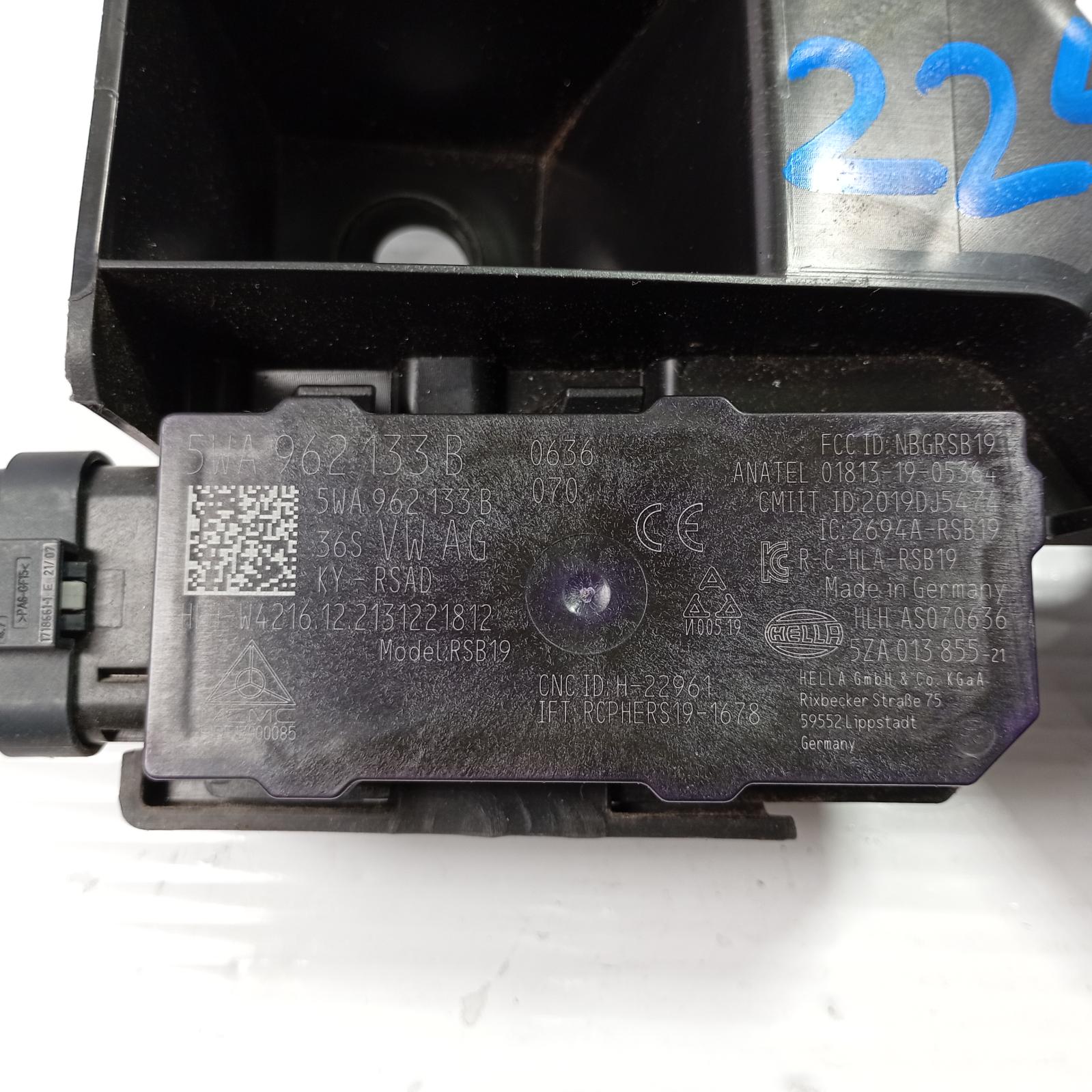 2022 Volkswagen Golf Misc Switch/Relay View Auto part Misc Switch/Relay Volkswagen Golf 2022