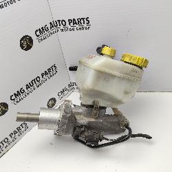 View Auto part Master Cylinder Volkswagen Amarok 2011
