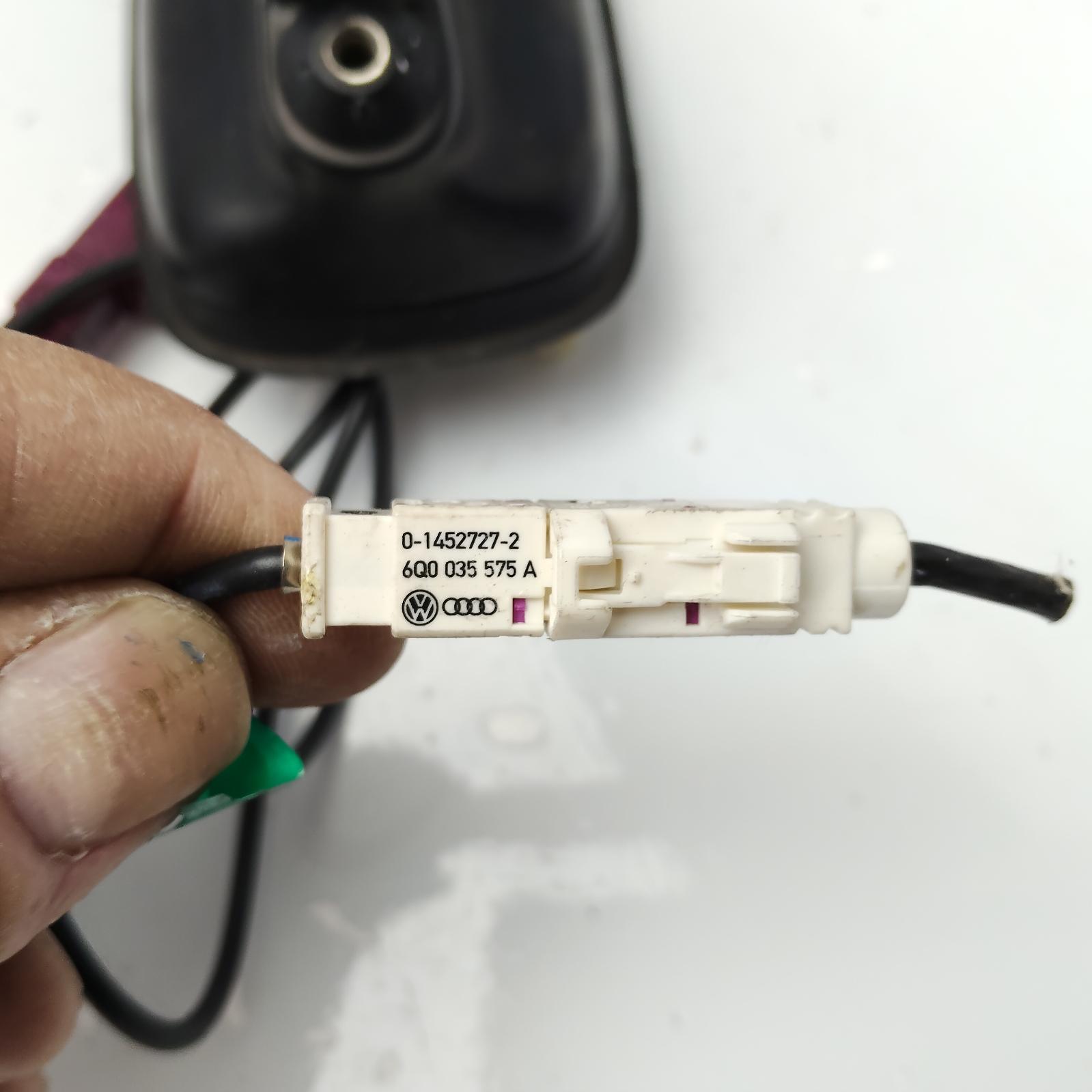 2012 Volkswagen Polo Antenna View Auto part Antenna Volkswagen Polo 2012