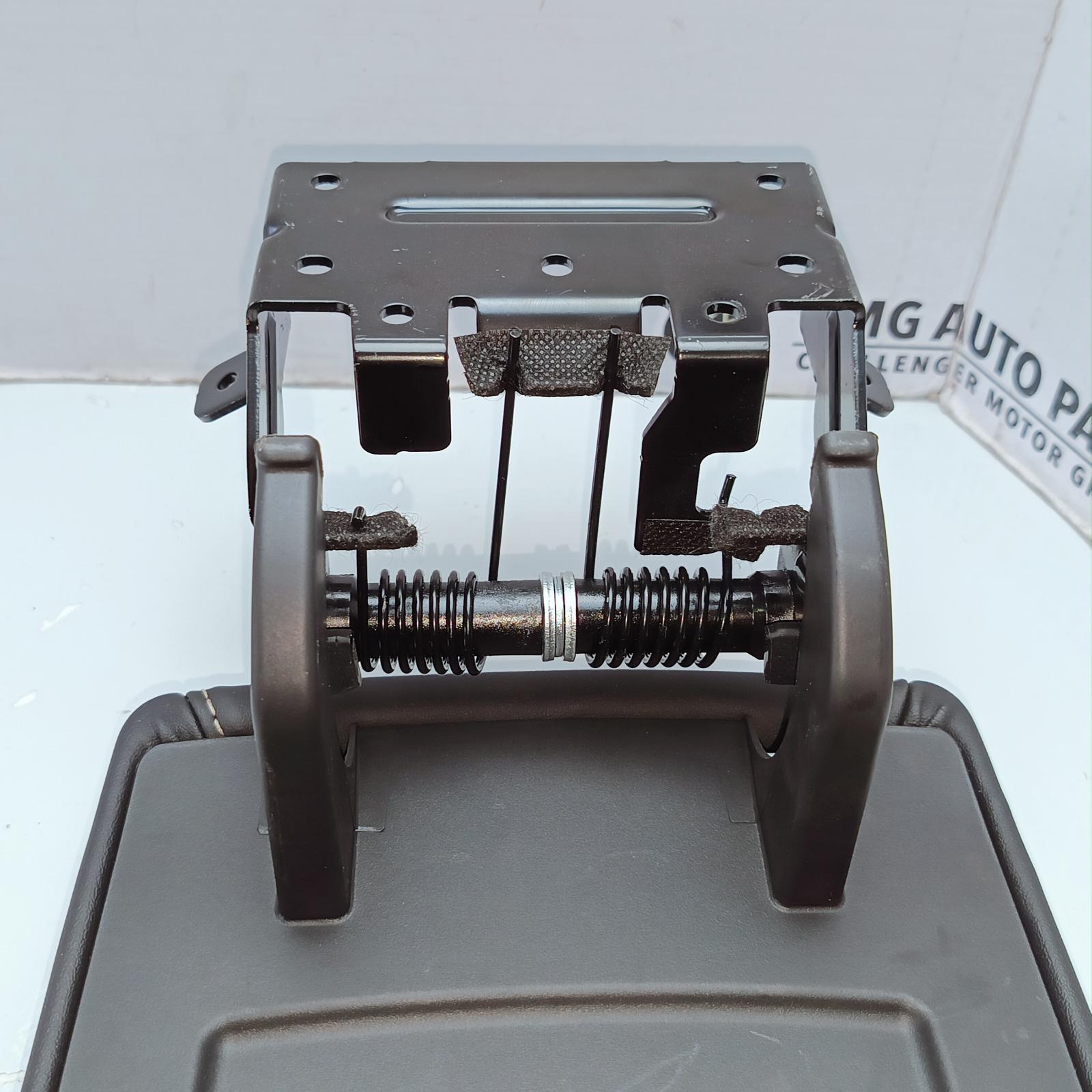 2023 Chery Omoda 5 Armrest View Auto part Armrest Chery Omoda 5 2023