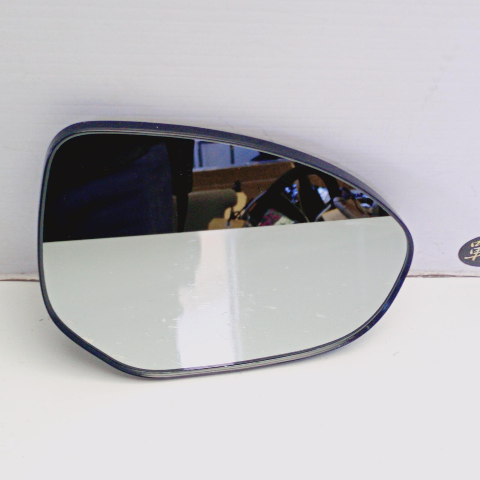 View Auto part Right Door Mirror Mazda 3 2013