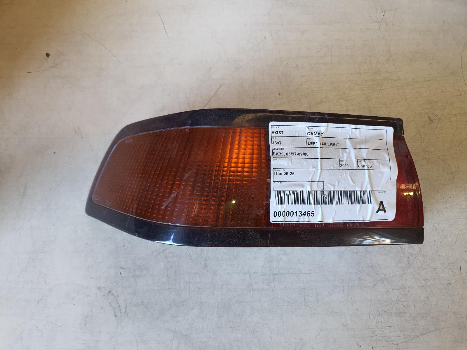 View Auto part Left Taillight Toyota Camry 2000