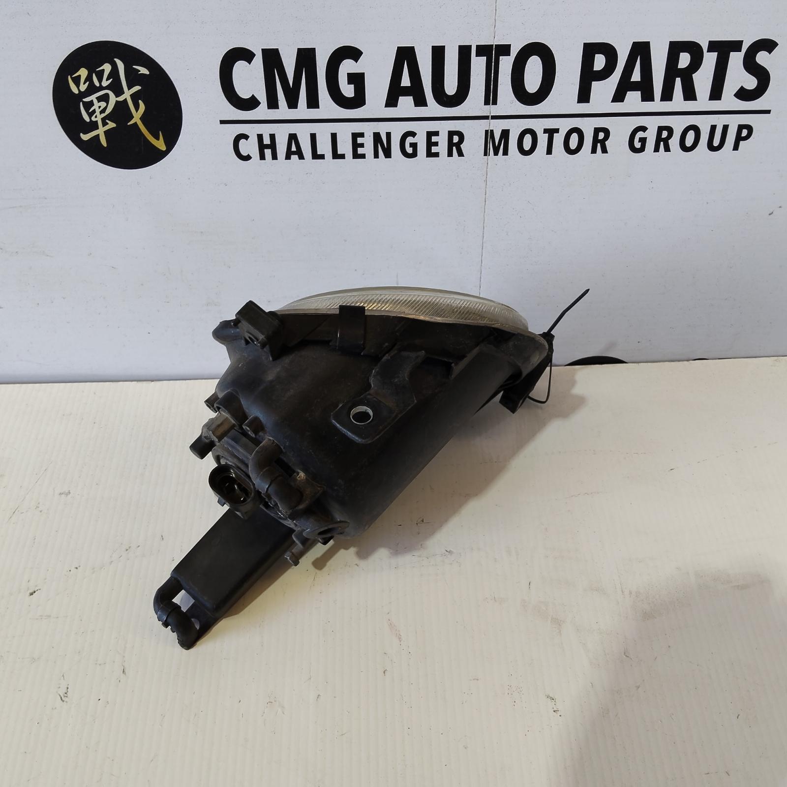 View Auto part Right Indicator/Fog/Side Toyota Soarer 1994