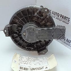 View Auto part Heater Fan Motor Suzuki Swift 2009