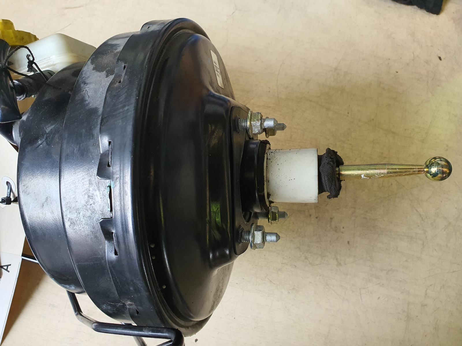 Brake Booster Golf Volkswagen 2003