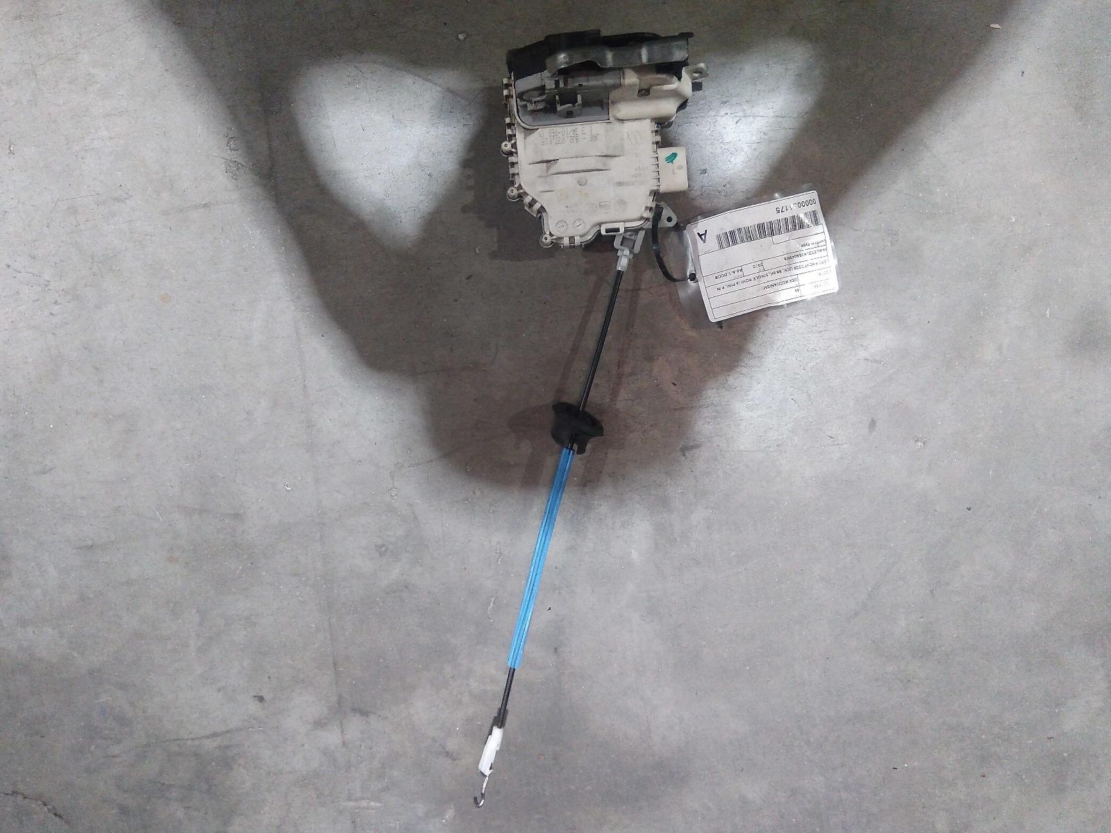 View Auto part Door/Boot/Gate Lock Audi A4 2010