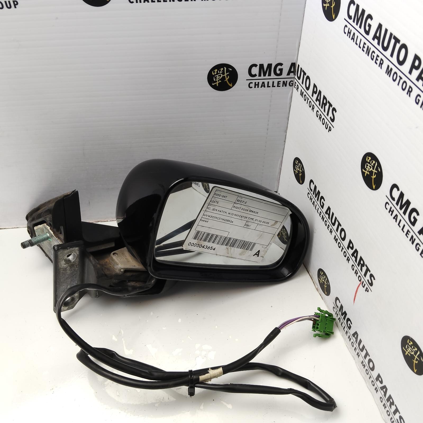 2001 Volkswagen Beetle Right Door Mirror View Auto part Right Door Mirror Volkswagen Beetle 2001