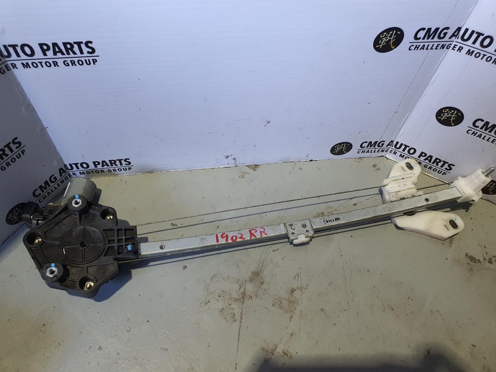 View Auto part Right Rear Wnd Reg/Motor Honda Civic 2019