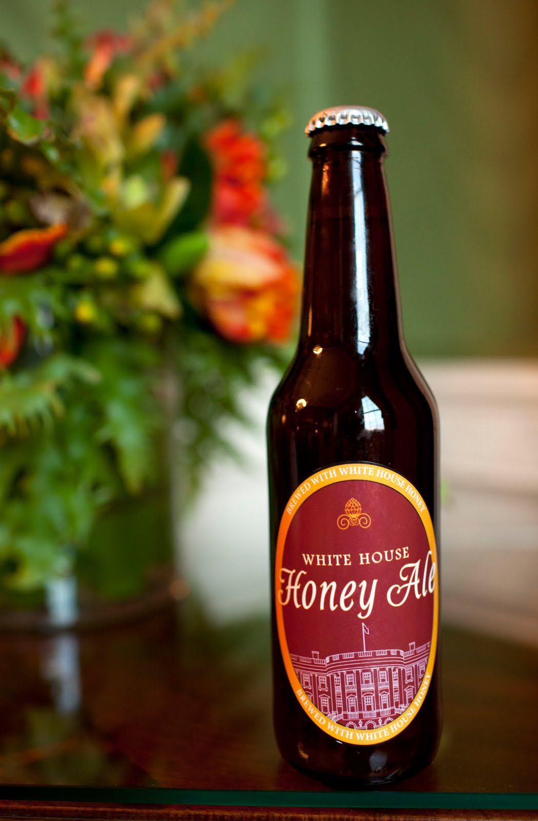 Obama’s_served_home_brew_at_Superbowl_party whitehouse_honey_ale_SB