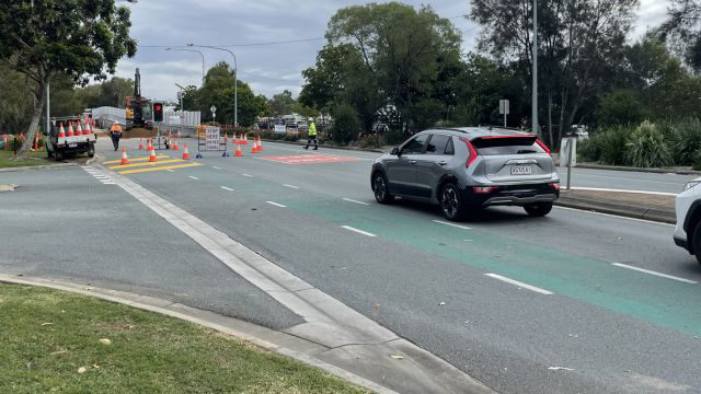 Bridge traffic light adjustments