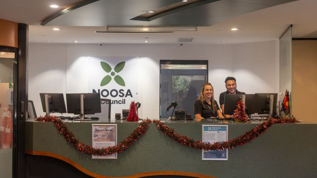 Christmas operating hours