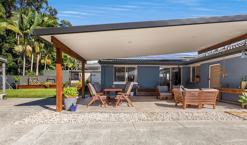 67 Lake Entrance Boulevard