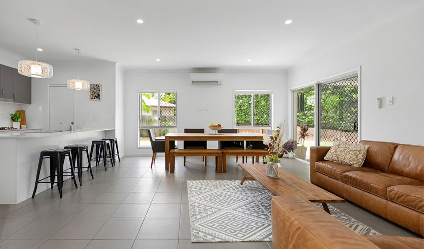 8 Marblewood Court