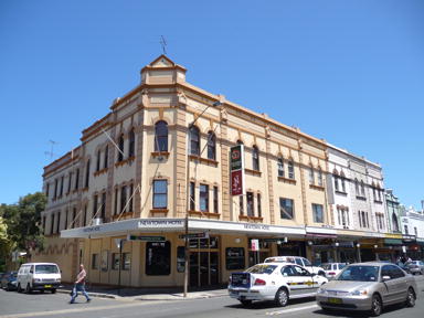055933newtownhotel