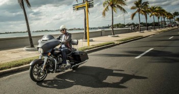 Riding the Revolution Cuba-Opener