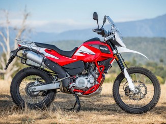 Superdual X shown without optional Givi side panniers, storage bags, and LED riding lights (supplied)