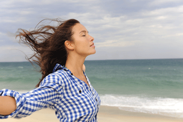 woman_enjoying_breeze