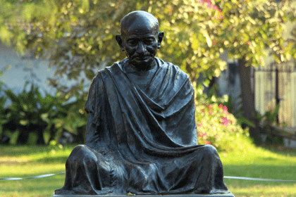 gandhi_statue_wellbeing11