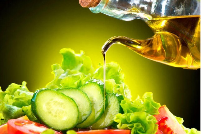 Healthy Vegetable Salad with Olive Oil Dressing