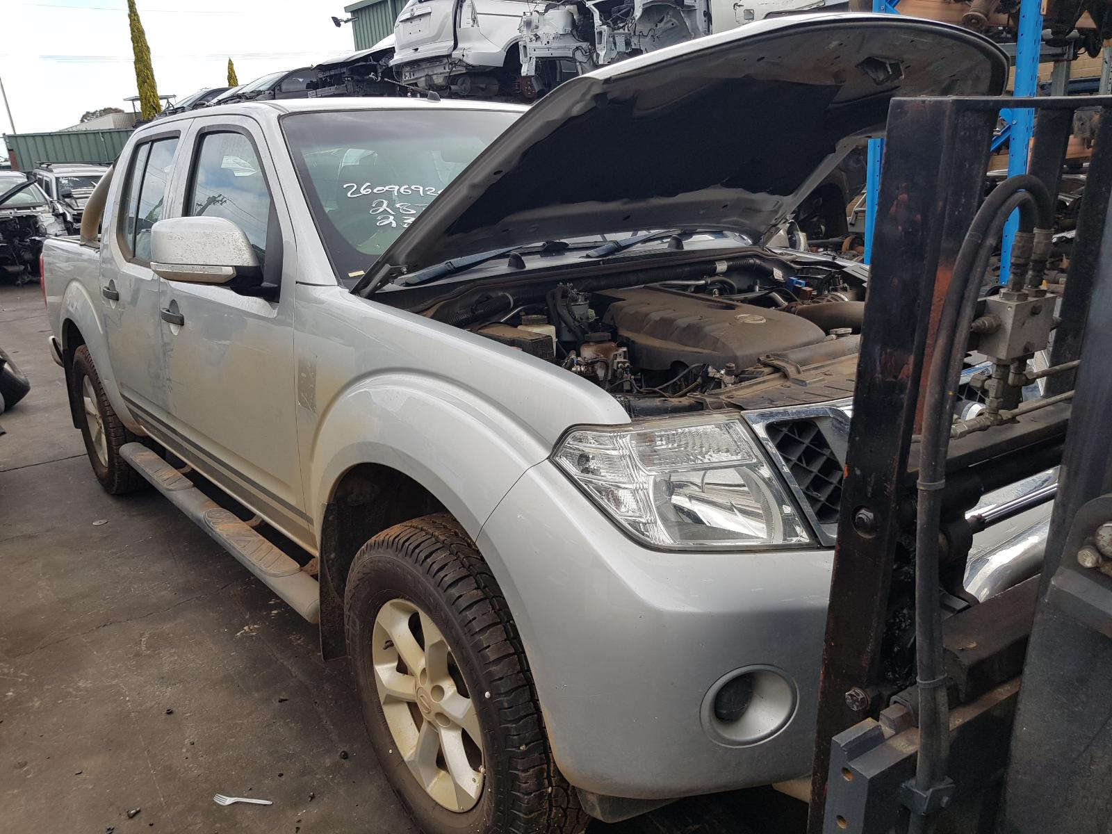 View Auto part Engine Nissan Navara 2014