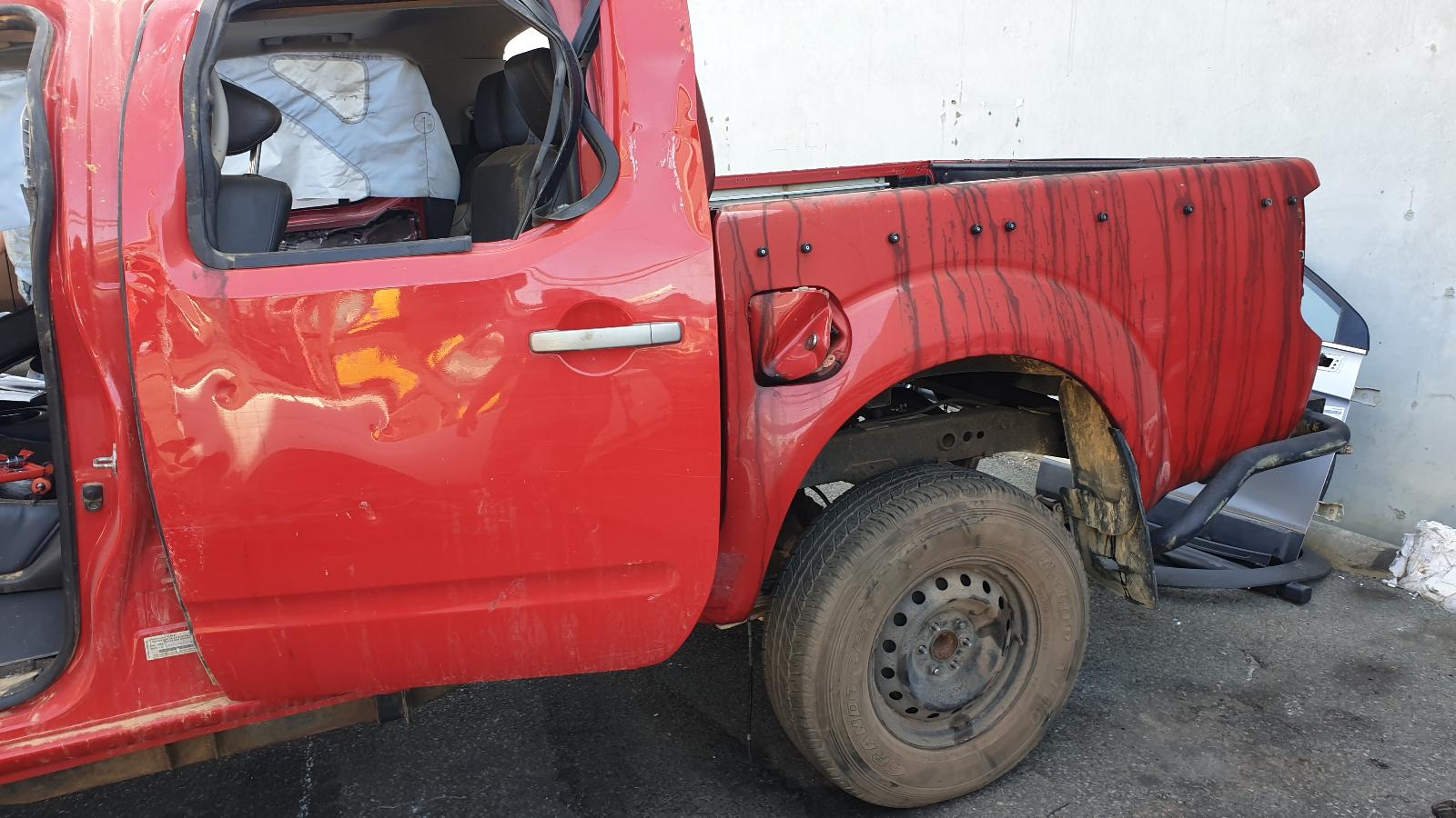 2014 Nissan Navara A/C Condenser View Auto part A/C Condenser Nissan Navara 2014