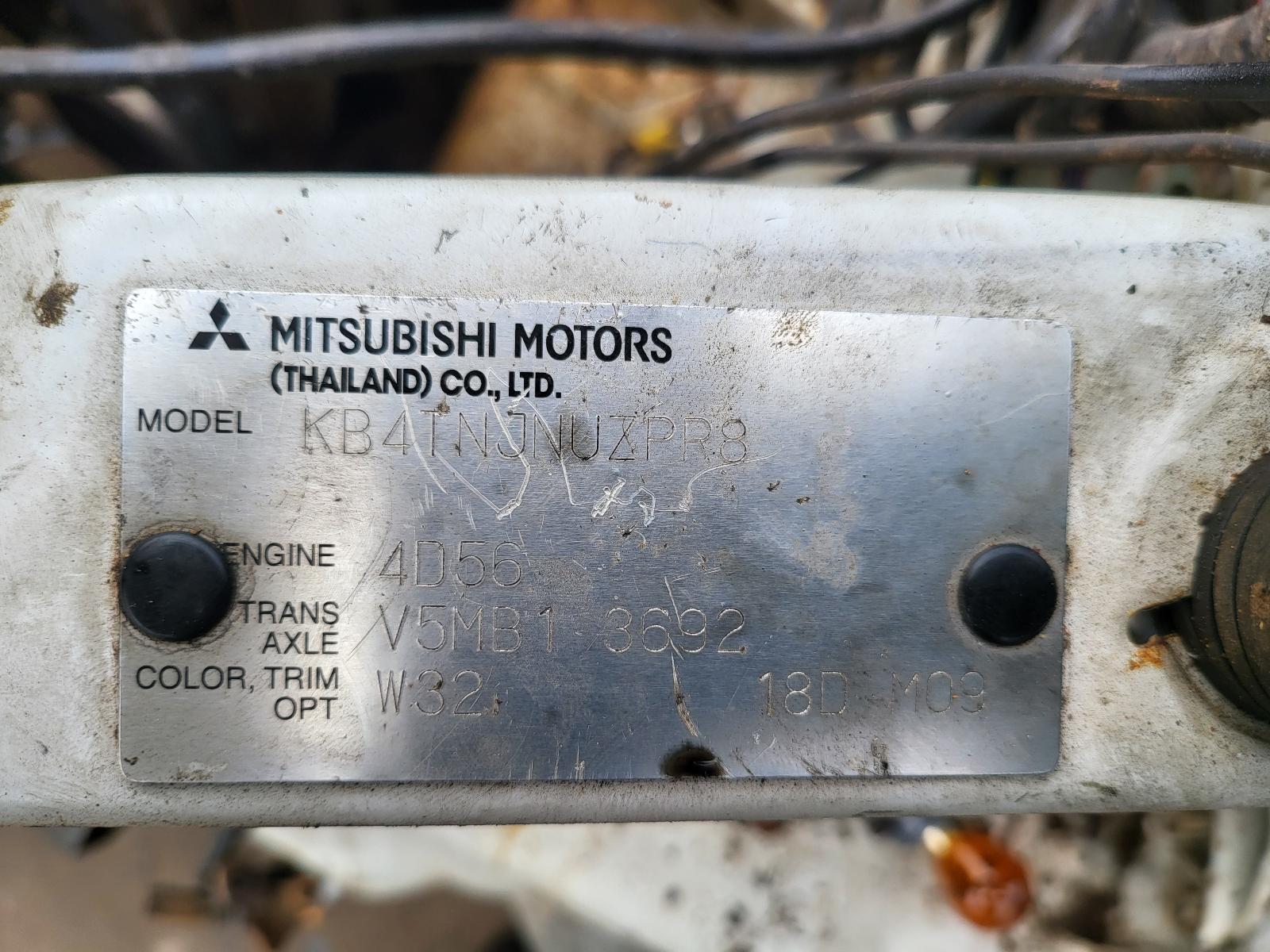 View Auto part Rear/Tailgate Glass Mitsubishi Triton 2010