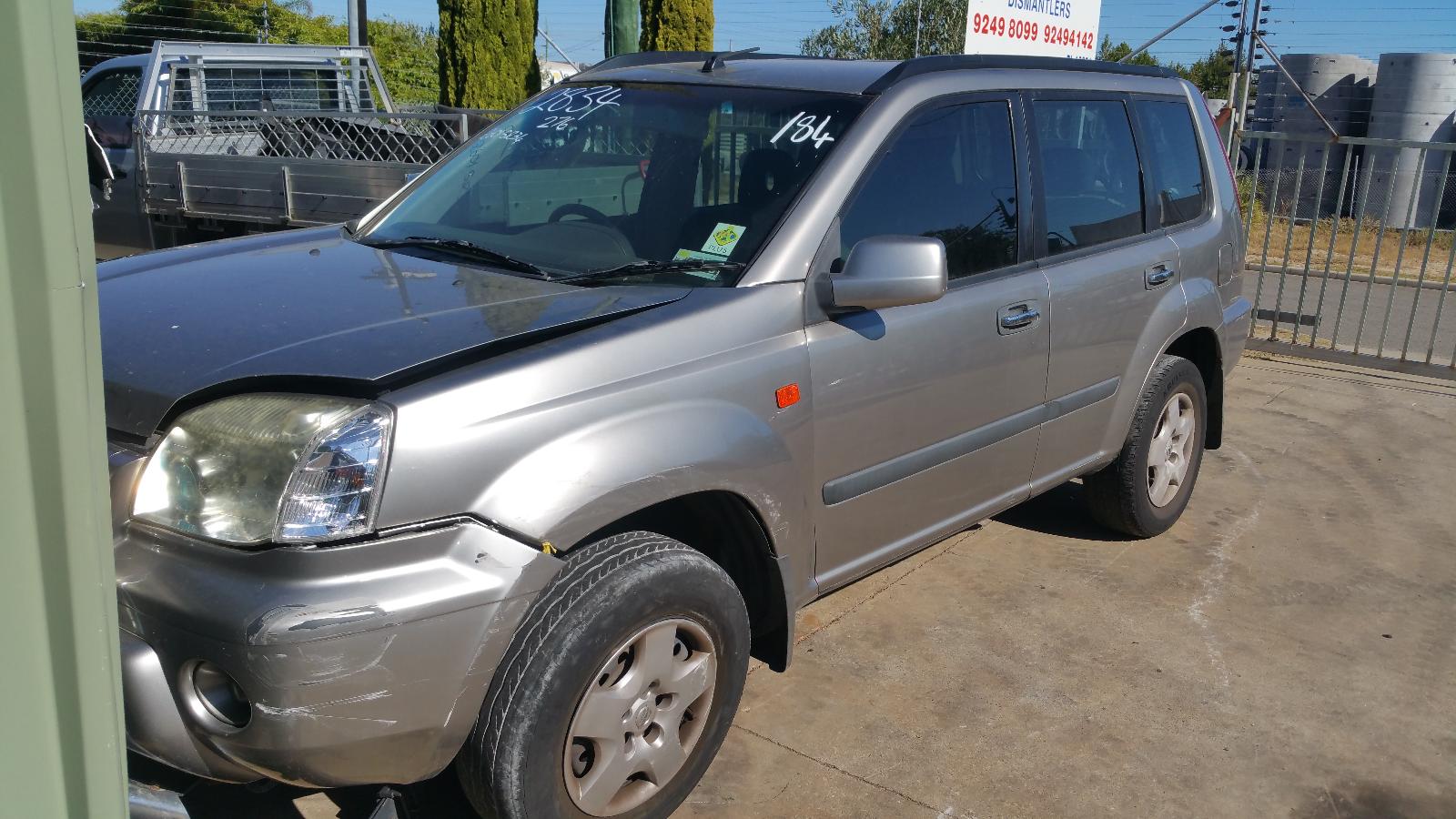 View Auto part Glove Box Nissan Xtrail 2003