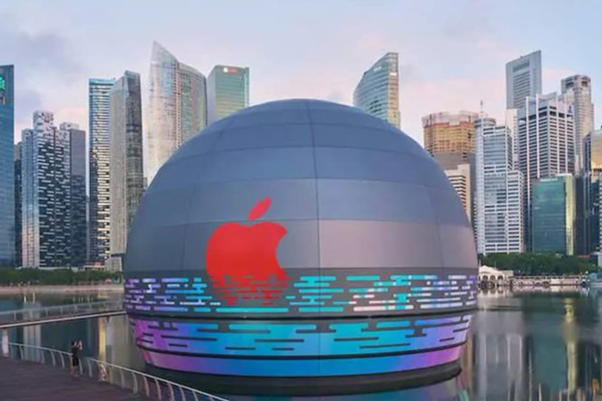 First Apple store to float on water off Singapore's Marina ...