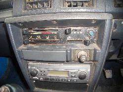 View Auto part Distributor Daihatsu Rocky 1984