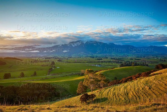 Farmland and Mt Fyffe