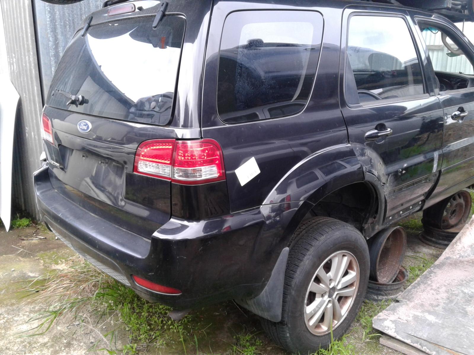 2010 Ford Escape Right Headlamp View Auto part Right Headlamp Ford Escape 2010