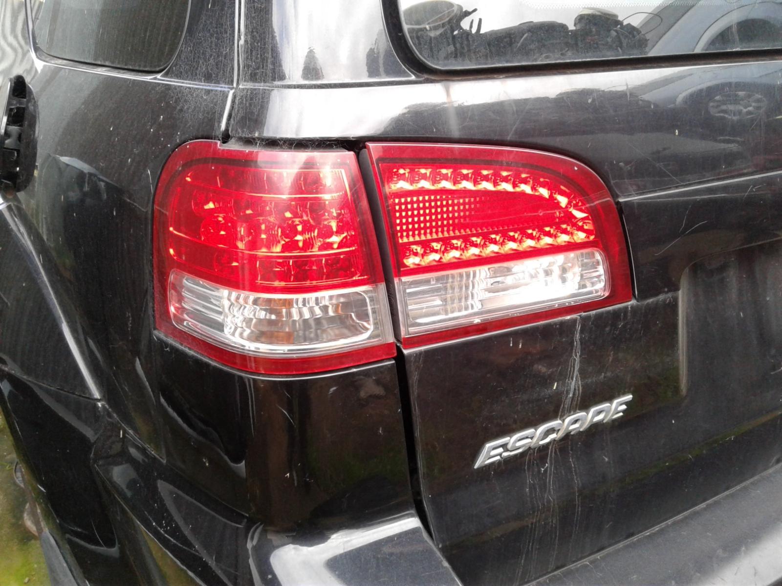 2010 Ford Escape Right Headlamp View Auto part Right Headlamp Ford Escape 2010