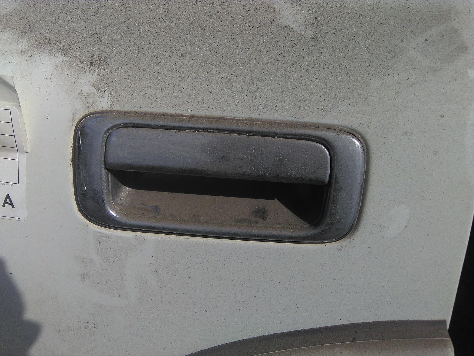 View Auto part Door Handle Toyota Landcruiser 1995