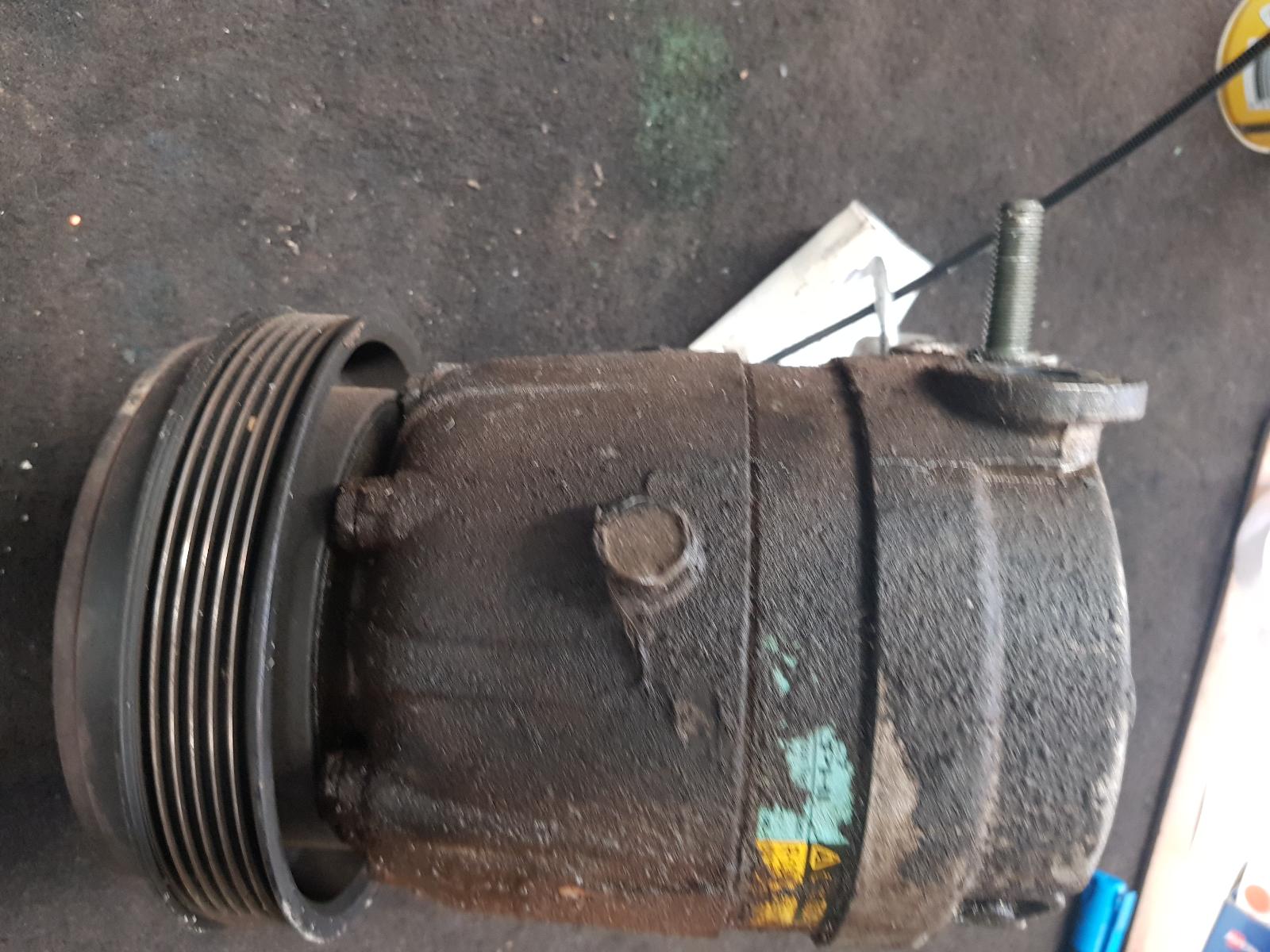 View Auto part A/C Compressor Holden Commodore 2004