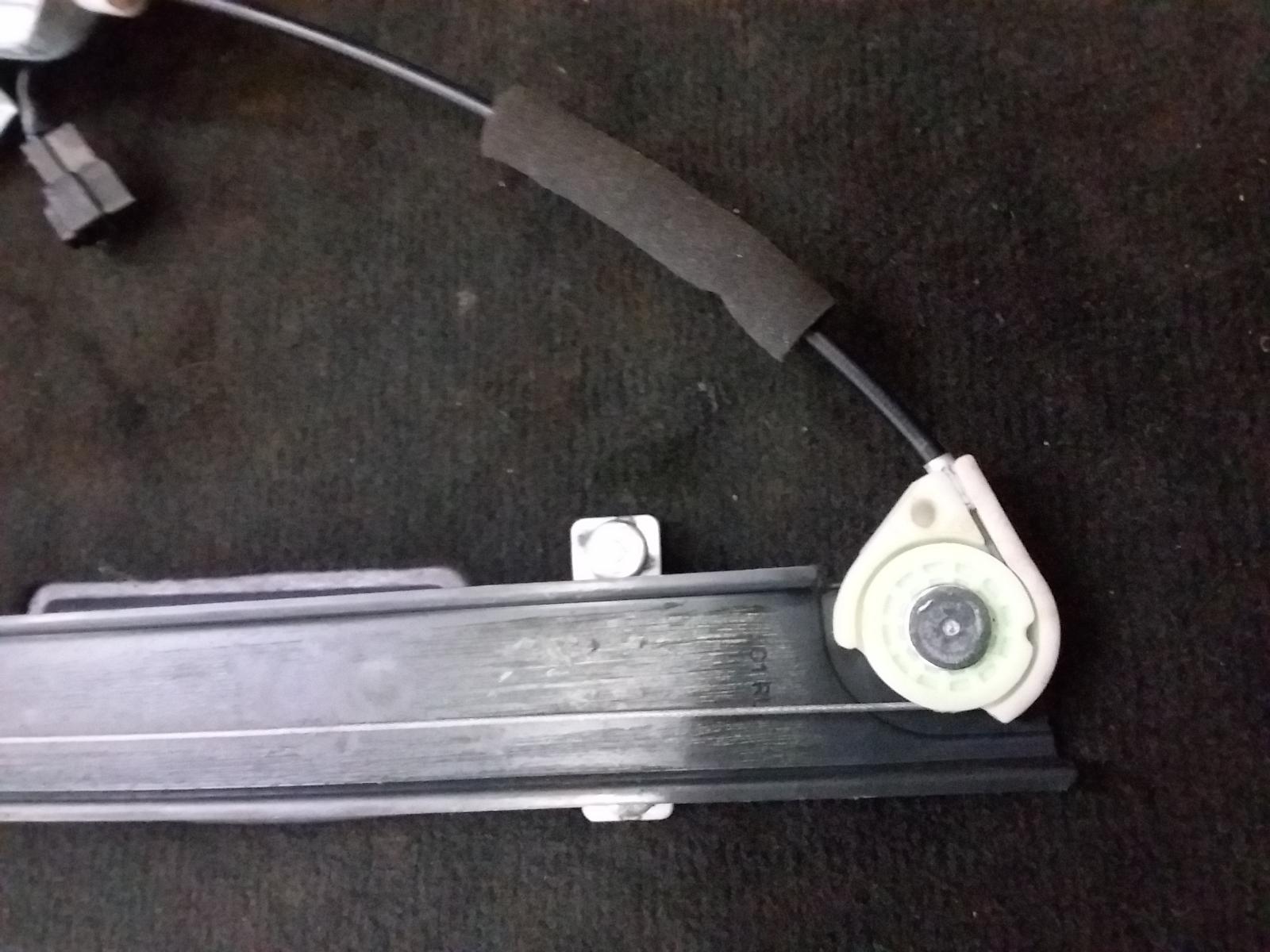 2010 Holden Captiva Left Rear Wnd Reg/Motor View Auto part Left Rear Wnd Reg/Motor Holden Captiva 2010